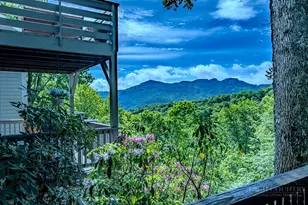 378 Skyleaf Dr, Sugar Mountain, NC 28604 - Photo 6