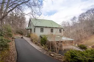 442 Aldridge Rd, Banner Elk, NC 28604 - Photo 4