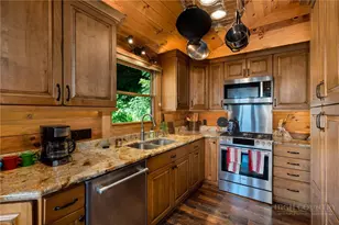 1260 Fork Ridge Rd, Zionville, NC 28698 - Photo 16