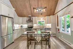 136 Staghorn Hollow, Beech Mountain, NC 28604 - Photo 10