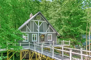 136 Staghorn Hollow, Beech Mountain, NC 28604 - Photo 4
