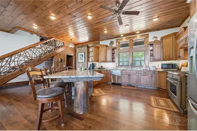 1033 Charter Hills Road, Beech Mountain, NC 28604 - Photo 4
