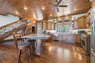 1033 Charter Hills Rd, Beech Mountain, NC 28604 - Photo 4