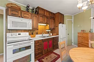 105 Hornbeam Rd, Beech Mountain, NC 28604 - Photo 8