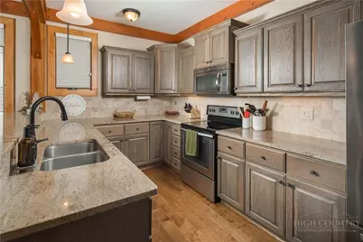 155 Falcon Trace #C312, Boone, NC 28607 - Photo 8