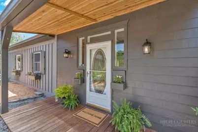 338 Woodbriar Drive, Sugar Grove, NC 28679 - Photo 8