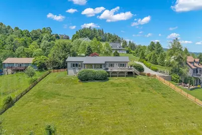 338 Woodbriar Drive, Sugar Grove, NC 28679 - Photo 10