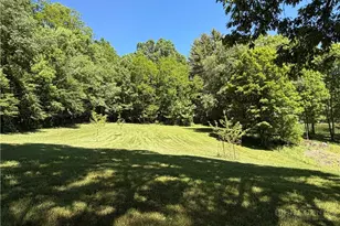 182 Braswell Rd, Newland, NC 28657 - Photo 6