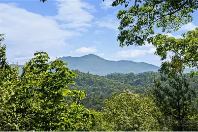 365 Peacock Drive, Blowing Rock, NC 28605 - Photo 2