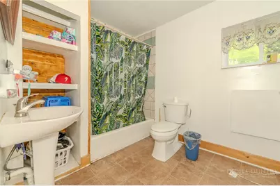 615 Oak Avenue, Spruce Pine, NC 28705 - Photo 16