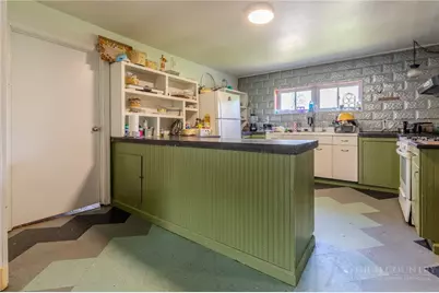 615 Oak Avenue, Spruce Pine, NC 28705 - Photo 14