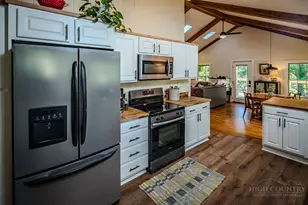 190 Yasmine Ln, Vilas, NC 28692 - Photo 12