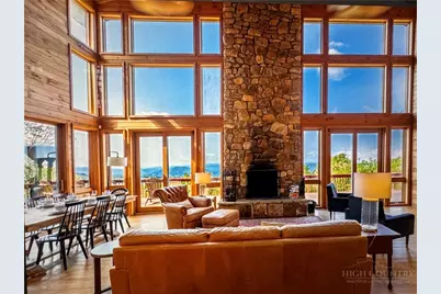 200 Summit Lodge Rd + Guest Chalet, Beech Mountain, NC 28604 - Photo 4