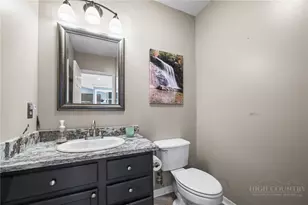215 N Pinnacle Ridge Rd, Beech Mountain, NC 28604 - Photo 16