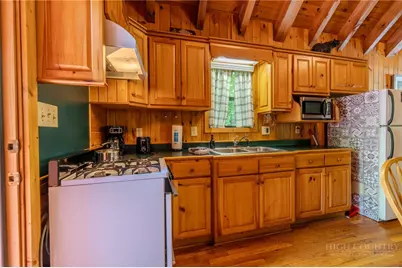 49 Creekside Loop, Spruce Pine, NC 28777 - Photo 14