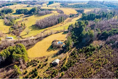 1040 Barrett Road, Ennice, NC 28623 - Photo 10