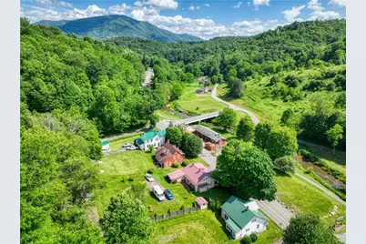 9216 Nc Highway 194, Lansing, NC 28643 - Photo 46