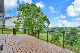 458 Fairway Ridge Dr, West Jefferson, NC 28694 - Photo 6