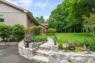 711 Linhigh Dr, Newland, NC 28657 - Photo 4