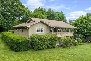 711 Linhigh Dr, Newland, NC 28657 - Photo 1