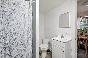 105 Summit St, Boone, NC 28607 - Photo 10