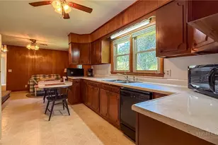 256 Wickzola Ln, West Jefferson, NC 28694 - Photo 2