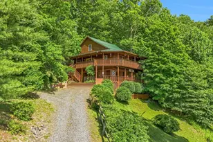 333 E Hidden Mountain Ln, Crumpler, NC 28617 - Photo 2