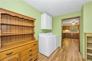 333 E Hidden Mountain Ln, Crumpler, NC 28617 - Photo 16