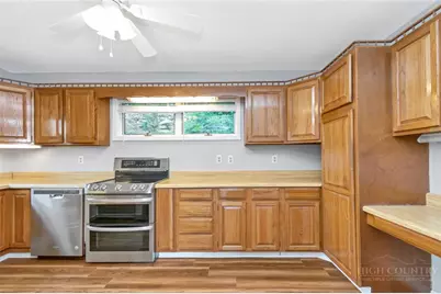 90 Rabbit Hill Lane, Newland, NC 28657 - Photo 16