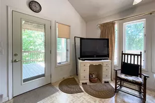 3065 Elk Park Hwy, Newland, NC 28657 - Photo 10