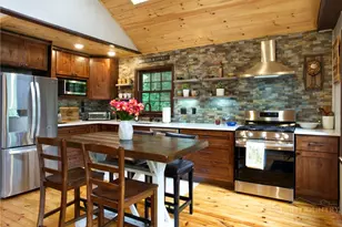 9440 Blackberry Rd, Lenoir, NC 28645 - Photo 8