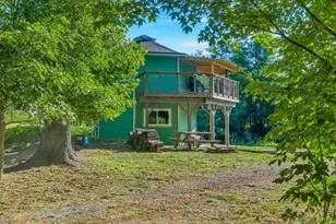 141 N Riverside Dr, West Jefferson, NC 28694 - Photo 2