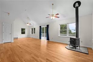 239 Honeysuckle Ln, Lansing, NC 28643 - Photo 6