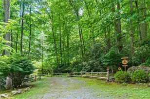 211 Wades Ln, Vilas, NC 28692 - Photo 4
