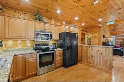 211 Wades Lane, Vilas, NC 28692 - Photo 16