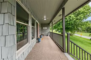 139 Parker Dr, West Jefferson, NC 28694 - Photo 6