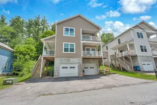 216 Stratford Ln, Boone, NC 28607 - Photo 2