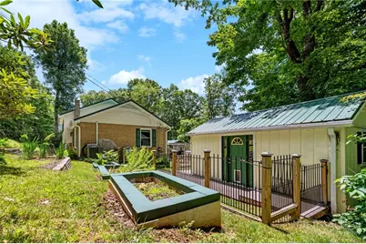 945 Seven Oaks Road, Boone, NC 28607 - Photo 34