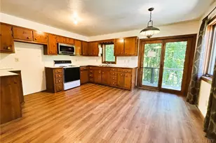 10221 Nc Hwy 105 S, Banner Elk, NC 28604 - Photo 4