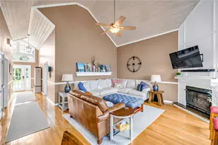 23 Mitchell River Ct, Roaring Gap, NC 28668 - Photo 14