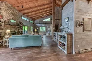 392 Locust Rd, Newland, NC 28657 - Photo 2
