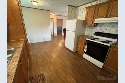 38 Sapphire Lane, Troutdale, VA 24378 - Photo 10