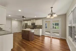 5205 S Oak Cir, Granite Falls, NC 28630 - Photo 18