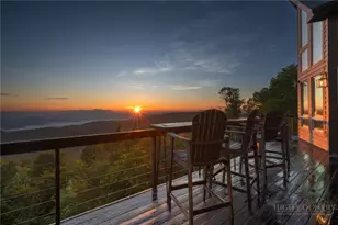 211 Oz Rd, Beech Mountain, NC 28604 - Photo 2
