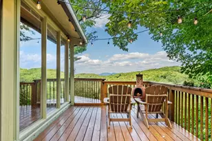 104 Fawn Ln, Beech Mountain, NC 28604 - Photo 2