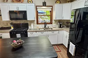 76 Whispering Pine Loop, Newland, NC 28657 - Photo 6