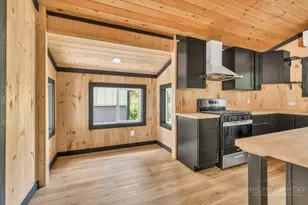 209 Meadow Loop, Newland, NC 28657 - Photo 14