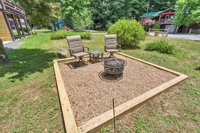 209 Meadow Loop, Newland, NC 28657 - Photo 4