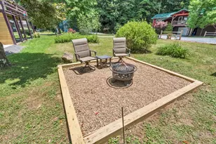 209 Meadow Loop, Newland, NC 28657 - Photo 4