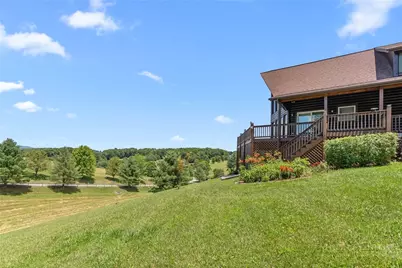 285 Black Bear Ridge, Sparta, NC 28675 - Photo 10